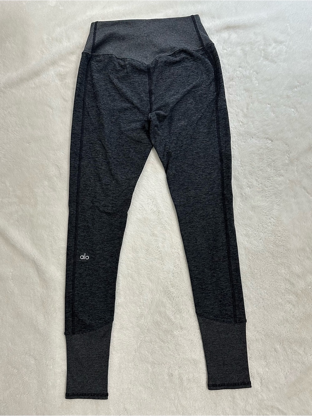 Alo Yoga High-Waist Alosoft Lounge Leggings Gray Medium